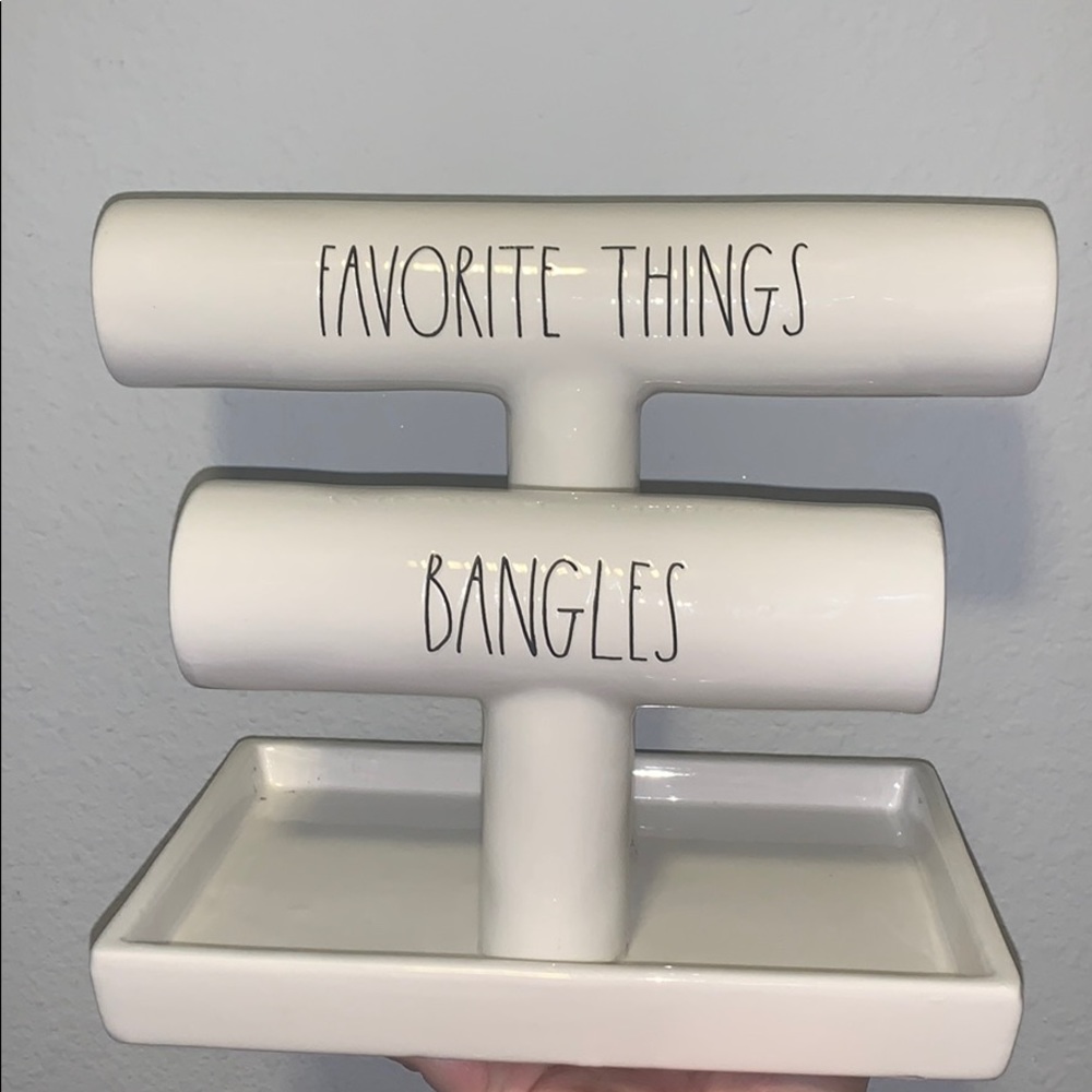 White Bracelet holder